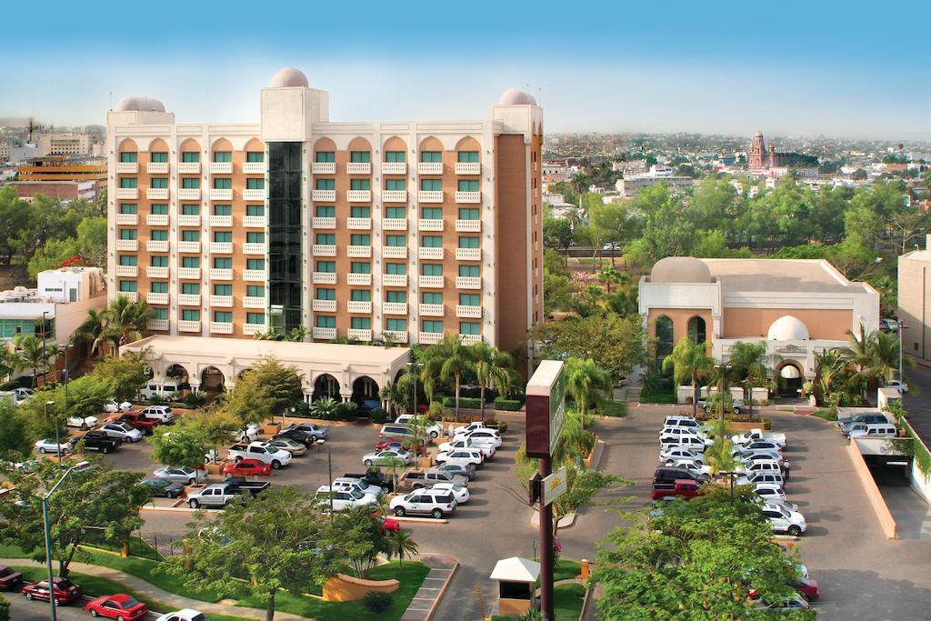 Hotel Lucerna Culiacán Kültér fotó