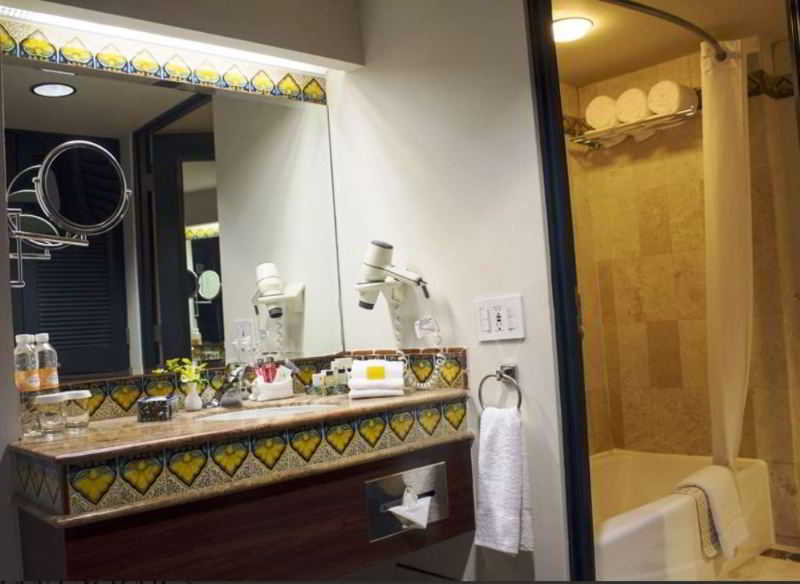 Hotel Lucerna Culiacán Kültér fotó
